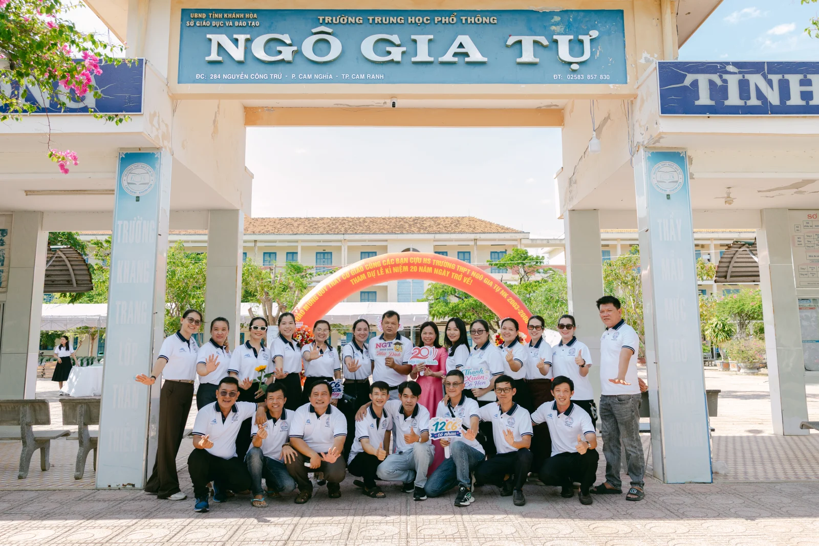 Ảnh lễ kỷ niệm 20 năm THPT Ngô Gia Tự, chụp ngày 08/08/2026