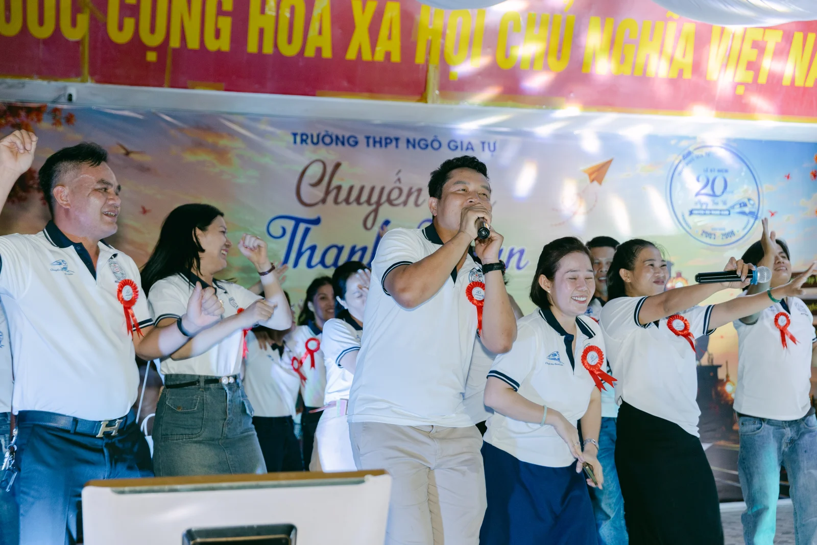 Ảnh lễ kỷ niệm 20 năm THPT Ngô Gia Tự, chụp ngày 08/08/2026