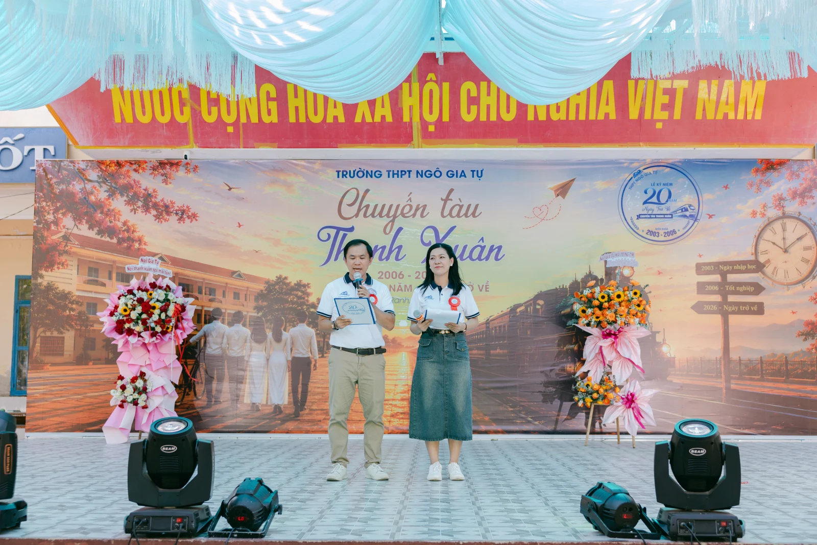 Ảnh lễ kỷ niệm 20 năm THPT Ngô Gia Tự, chụp ngày 08/08/2026