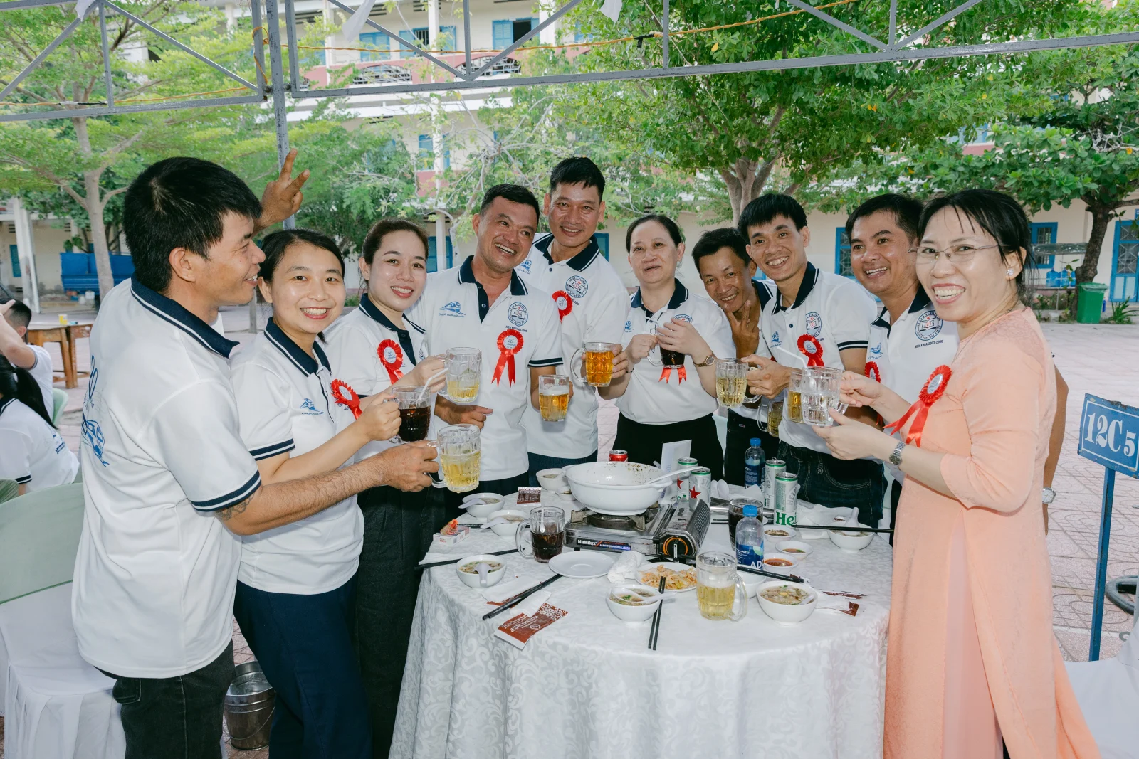 Ảnh lễ kỷ niệm 20 năm THPT Ngô Gia Tự, chụp ngày 08/08/2026