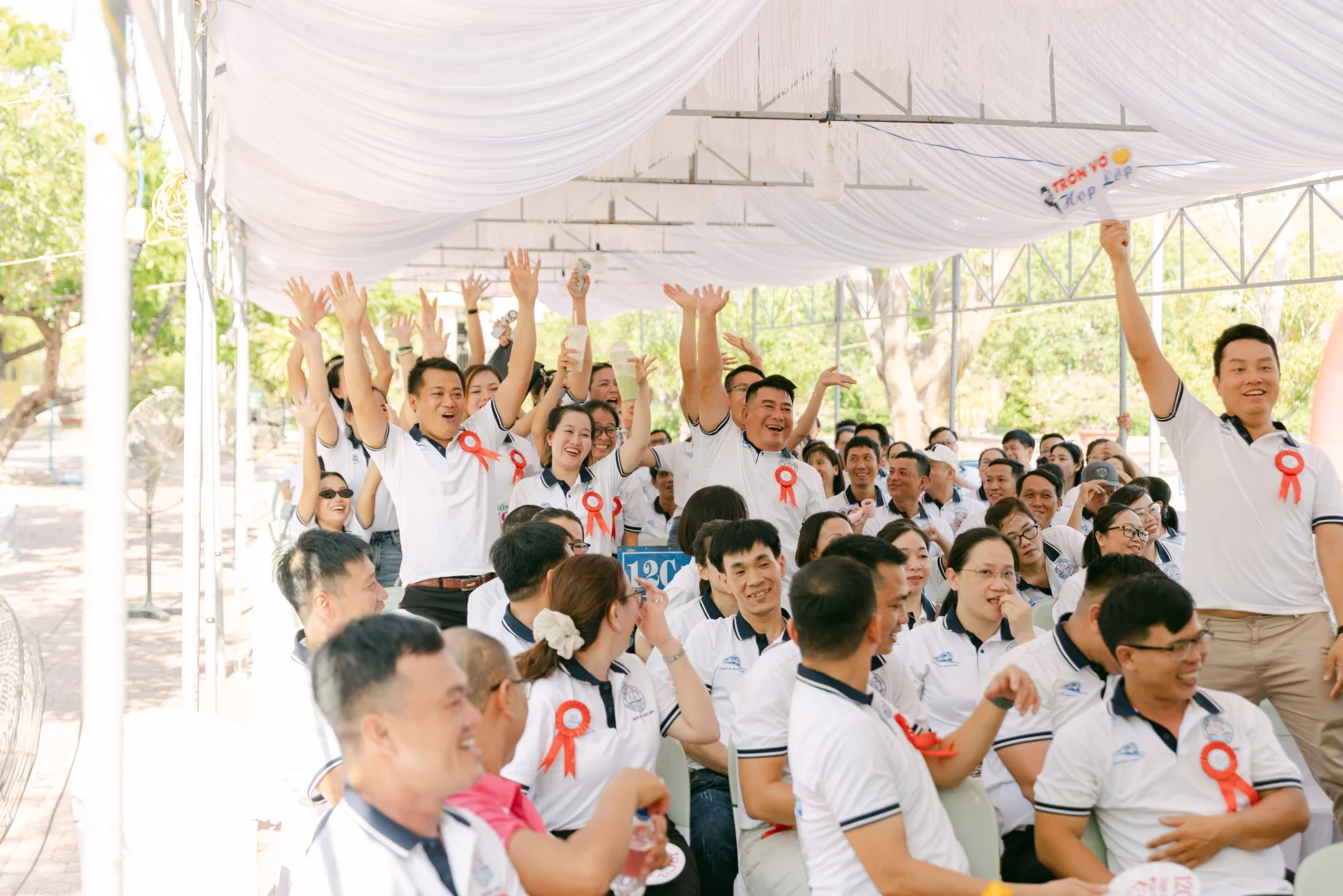 Ảnh lễ kỷ niệm 20 năm THPT Ngô Gia Tự, chụp ngày 08/08/2026