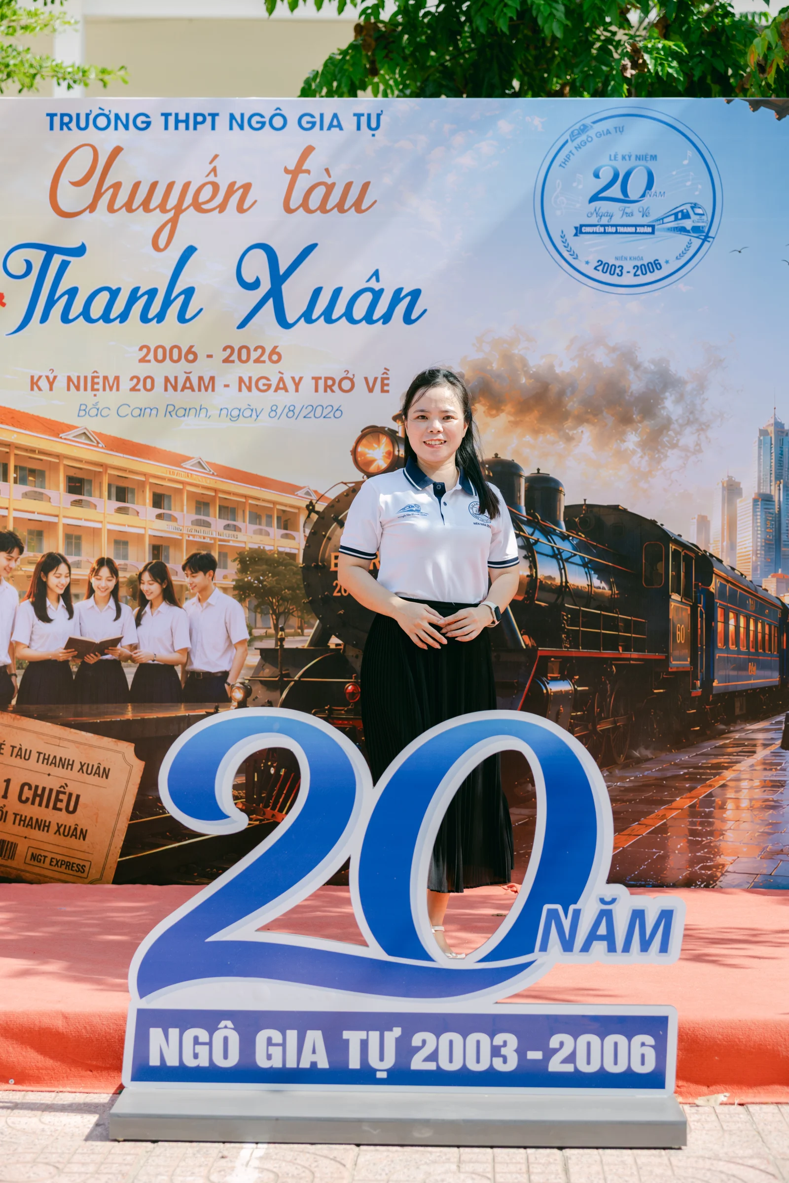 Ảnh lễ kỷ niệm 20 năm THPT Ngô Gia Tự, chụp ngày 08/08/2026