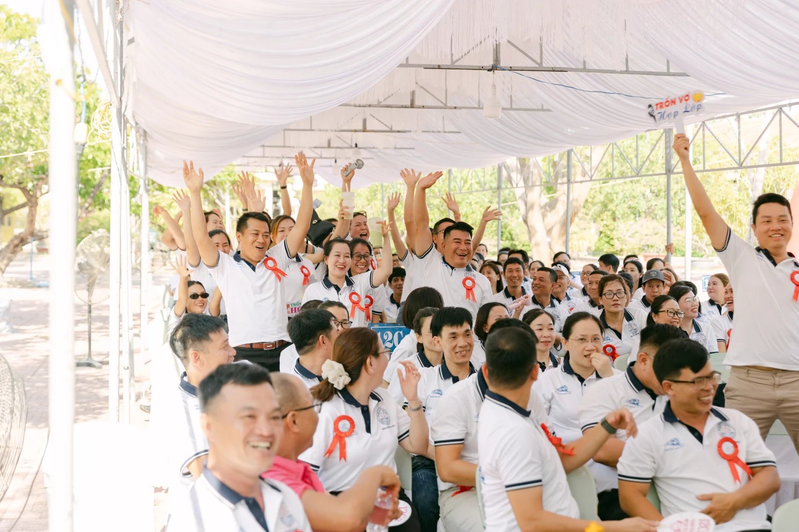 Ảnh lễ kỷ niệm 20 năm THPT Ngô Gia Tự, chụp ngày 08/08/2026