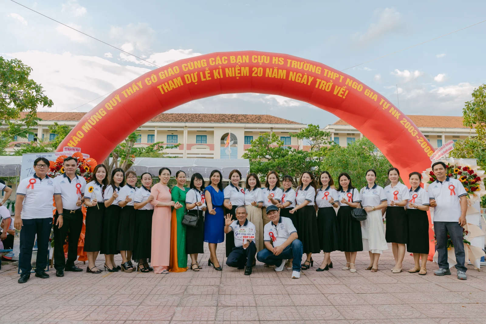 Ảnh lễ kỷ niệm 20 năm THPT Ngô Gia Tự, chụp ngày 08/08/2026