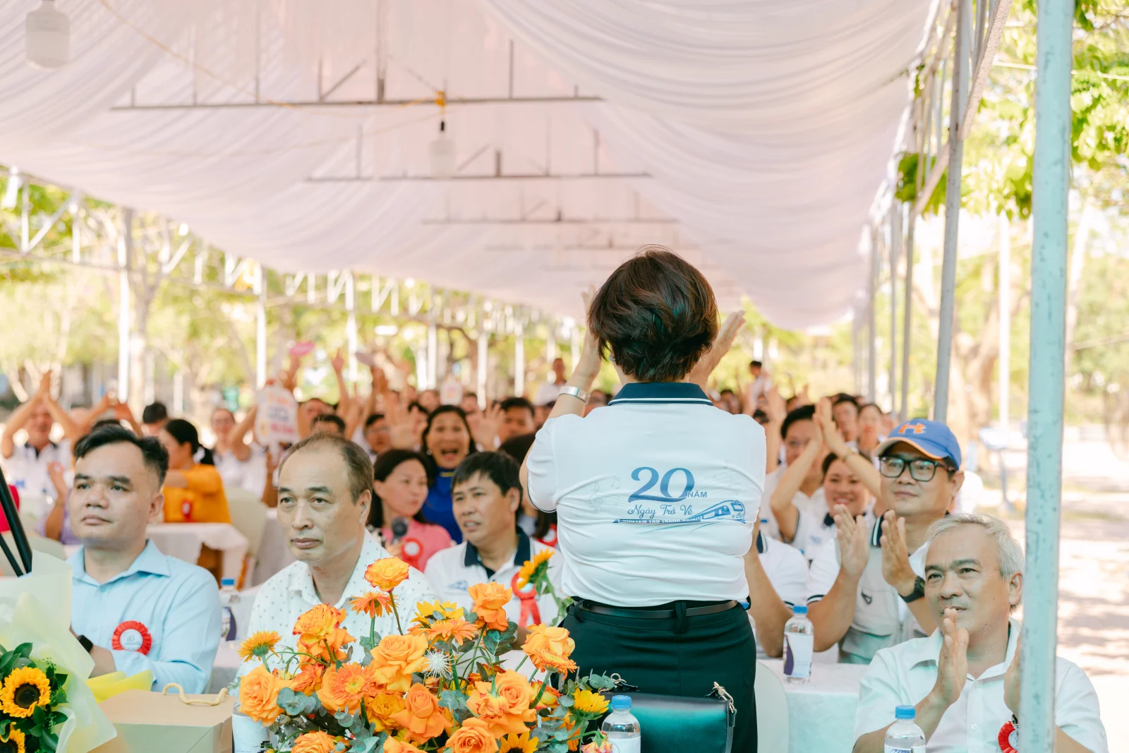 Ảnh lễ kỷ niệm 20 năm THPT Ngô Gia Tự, chụp ngày 08/08/2026
