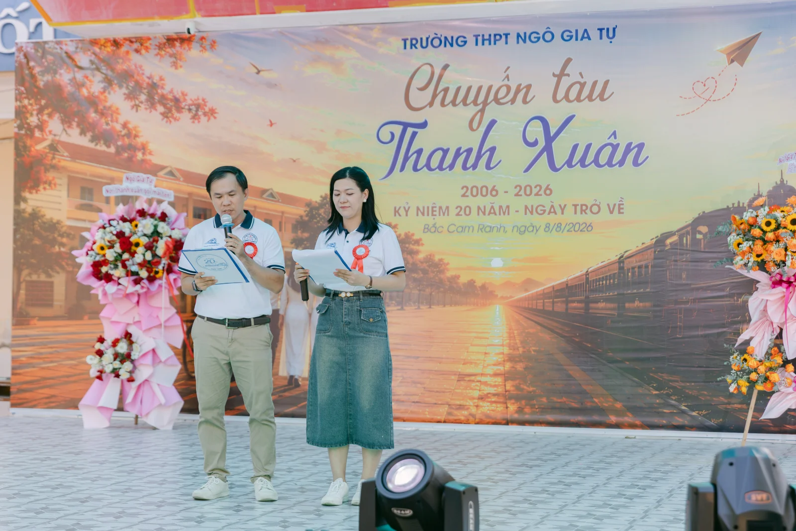 Ảnh lễ kỷ niệm 20 năm THPT Ngô Gia Tự, chụp ngày 08/08/2026