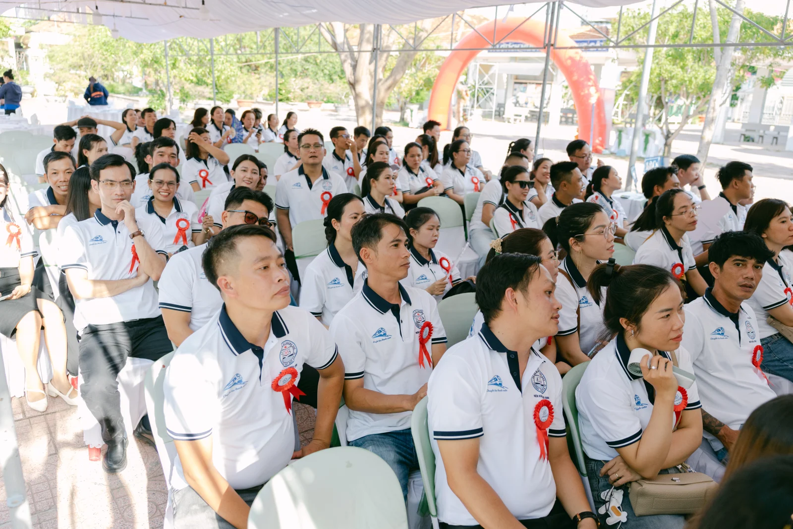Ảnh lễ kỷ niệm 20 năm THPT Ngô Gia Tự, chụp ngày 08/08/2026