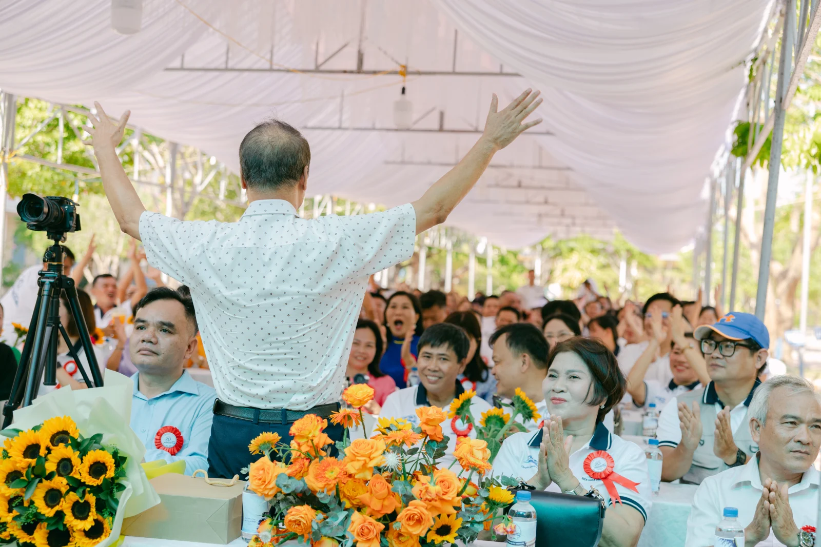 Ảnh lễ kỷ niệm 20 năm THPT Ngô Gia Tự, chụp ngày 08/08/2026
