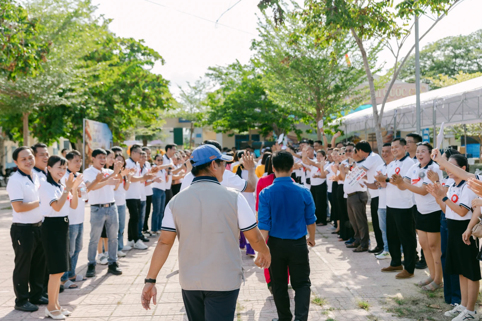 Ảnh lễ kỷ niệm 20 năm THPT Ngô Gia Tự, chụp ngày 08/08/2026