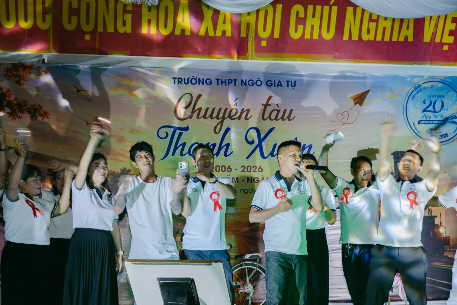 Ảnh lễ kỷ niệm 20 năm THPT Ngô Gia Tự, chụp ngày 08/08/2026