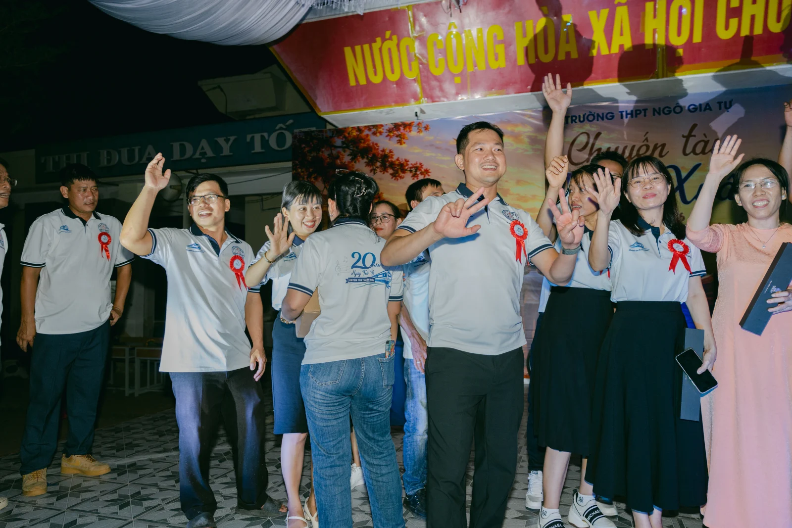 Ảnh lễ kỷ niệm 20 năm THPT Ngô Gia Tự, chụp ngày 08/08/2026
