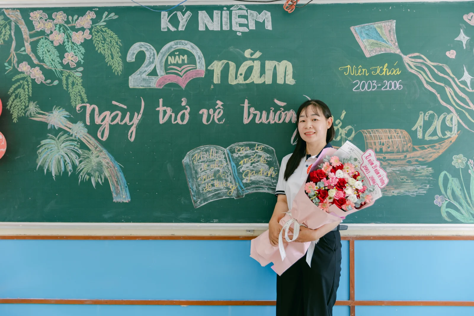 Ảnh lễ kỷ niệm 20 năm THPT Ngô Gia Tự, chụp ngày 08/08/2026