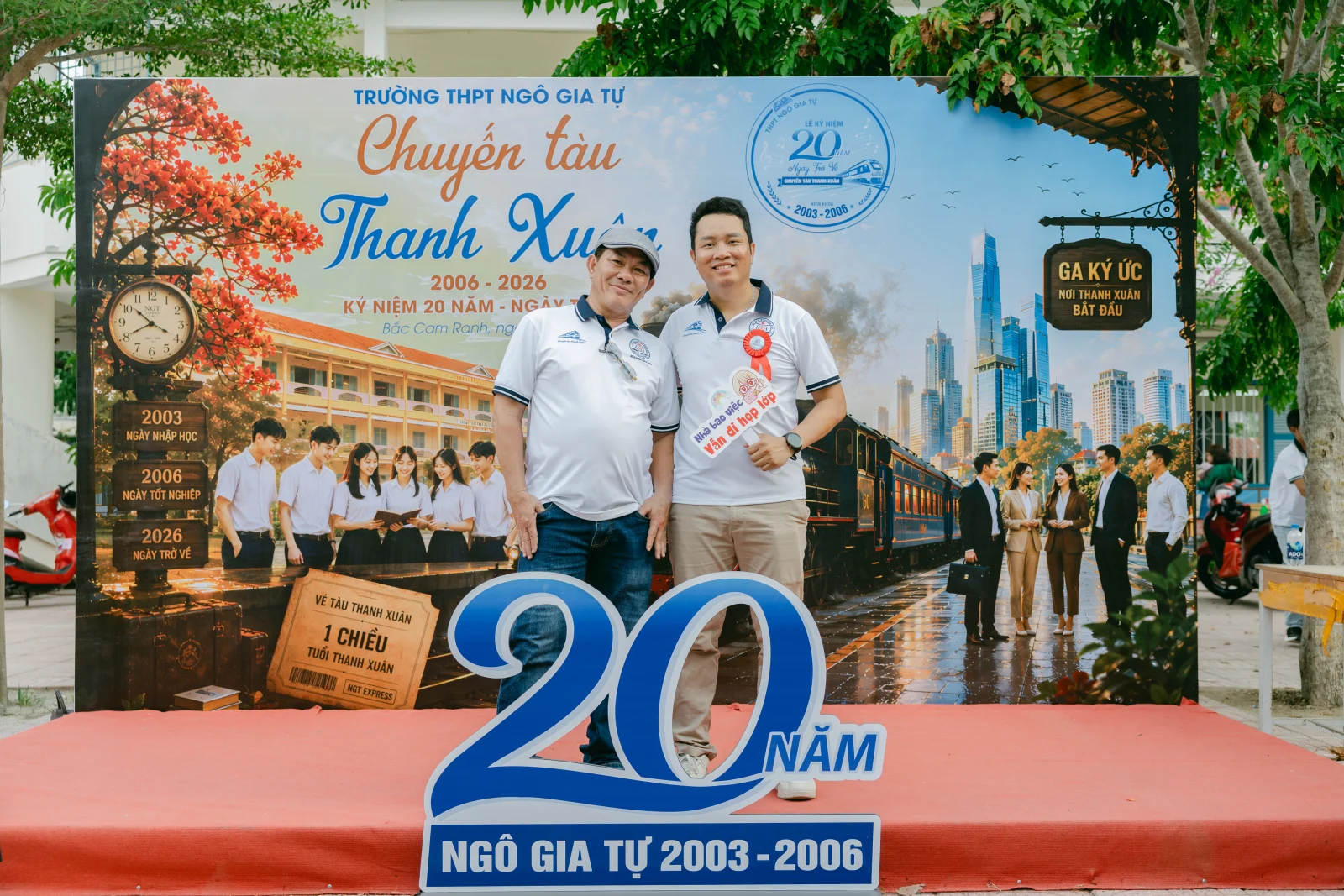 Ảnh lễ kỷ niệm 20 năm THPT Ngô Gia Tự, chụp ngày 08/08/2026