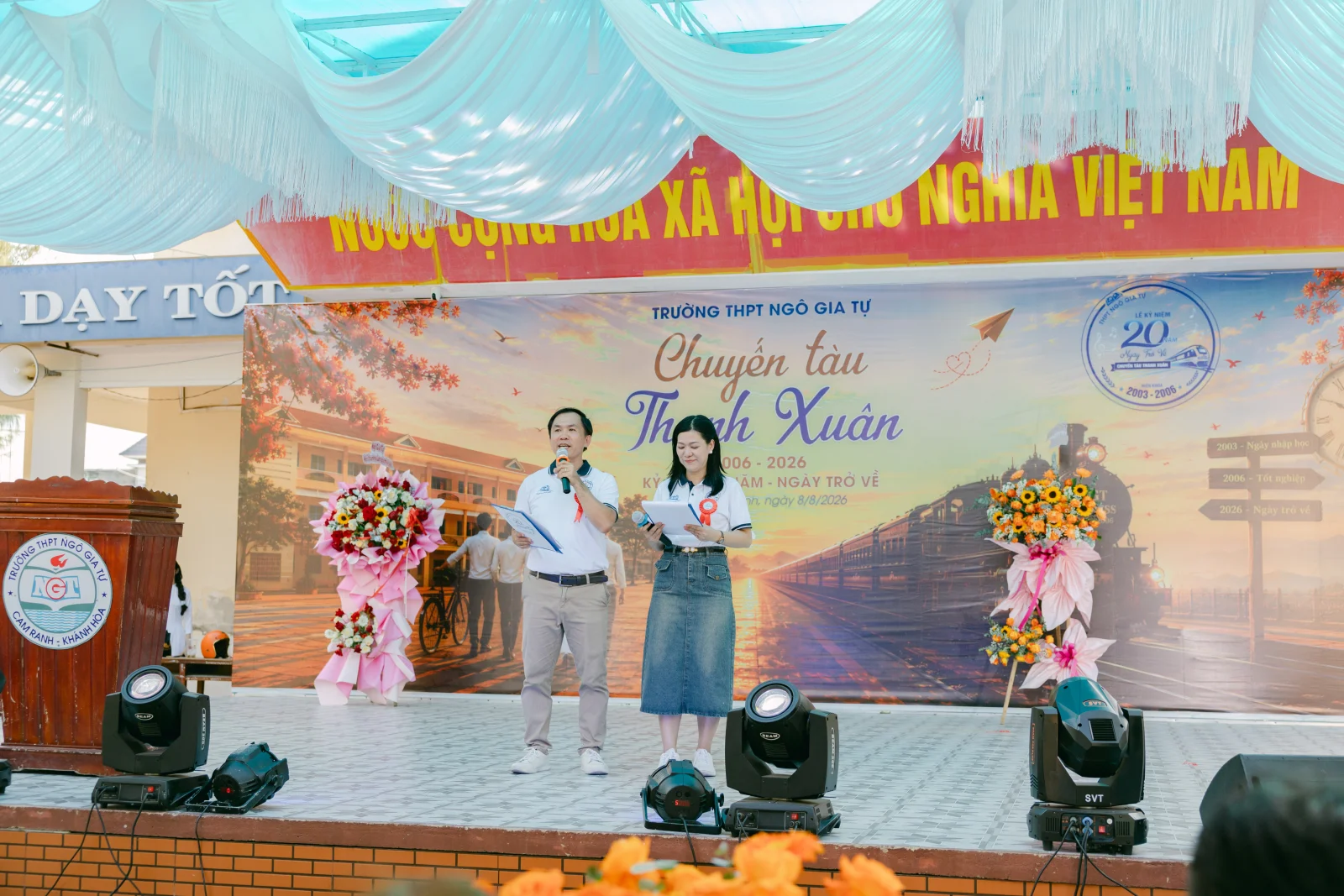 Ảnh lễ kỷ niệm 20 năm THPT Ngô Gia Tự, chụp ngày 08/08/2026