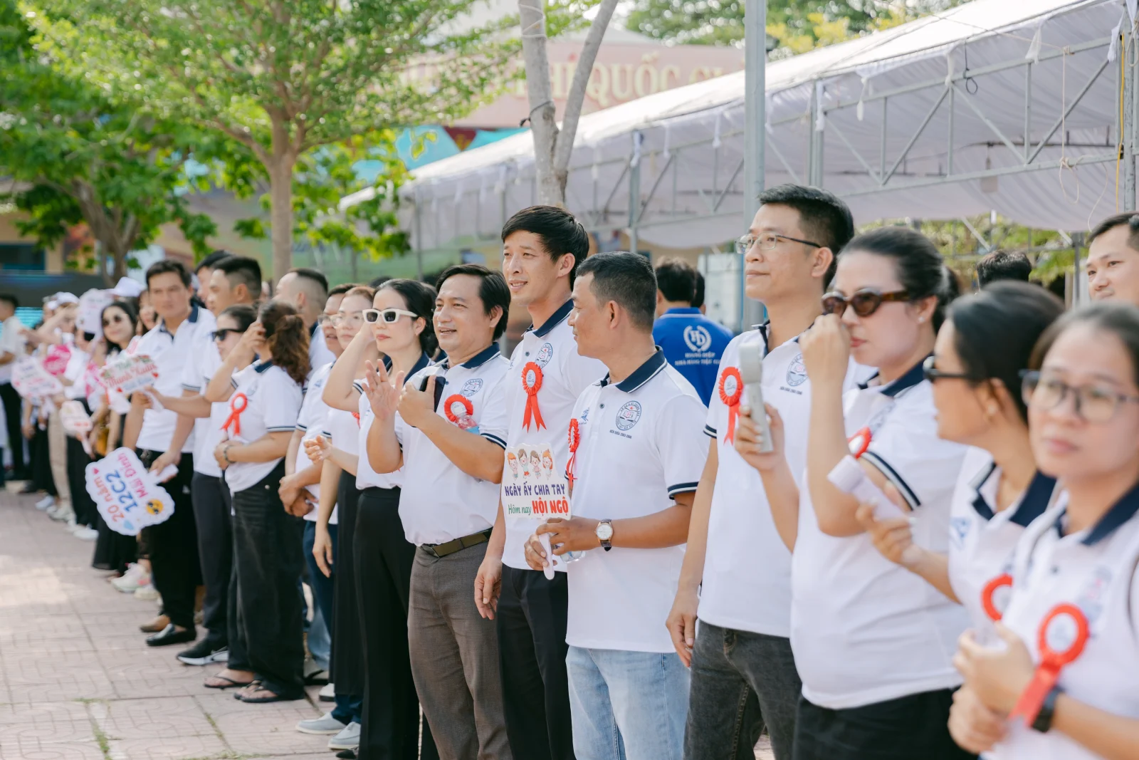 Ảnh lễ kỷ niệm 20 năm THPT Ngô Gia Tự, chụp ngày 08/08/2026