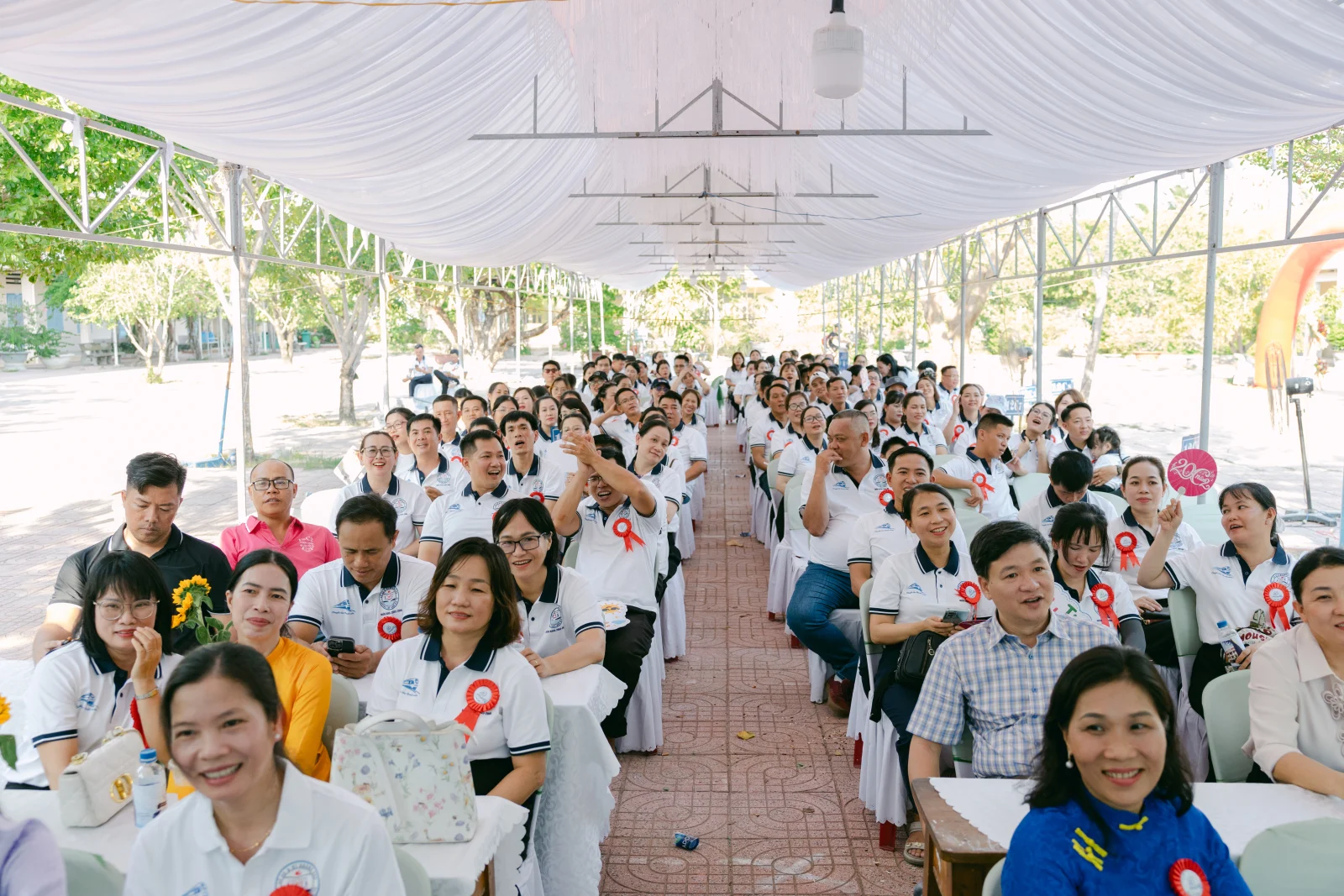 Ảnh lễ kỷ niệm 20 năm THPT Ngô Gia Tự, chụp ngày 08/08/2026