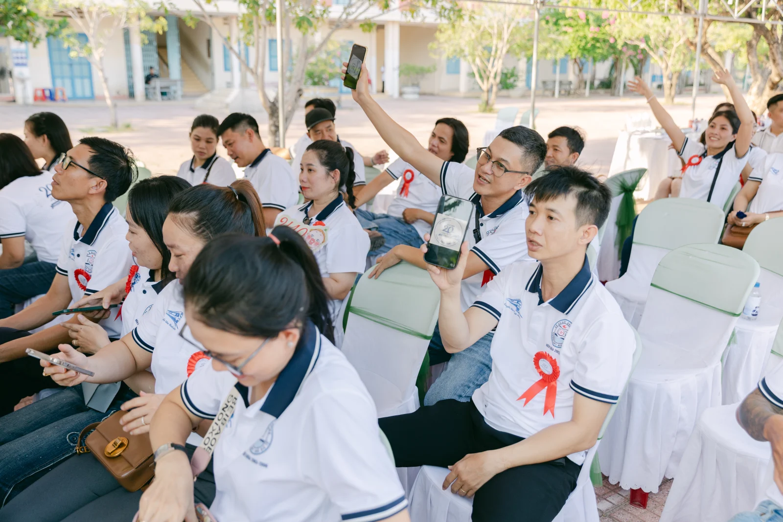 Ảnh lễ kỷ niệm 20 năm THPT Ngô Gia Tự, chụp ngày 08/08/2026