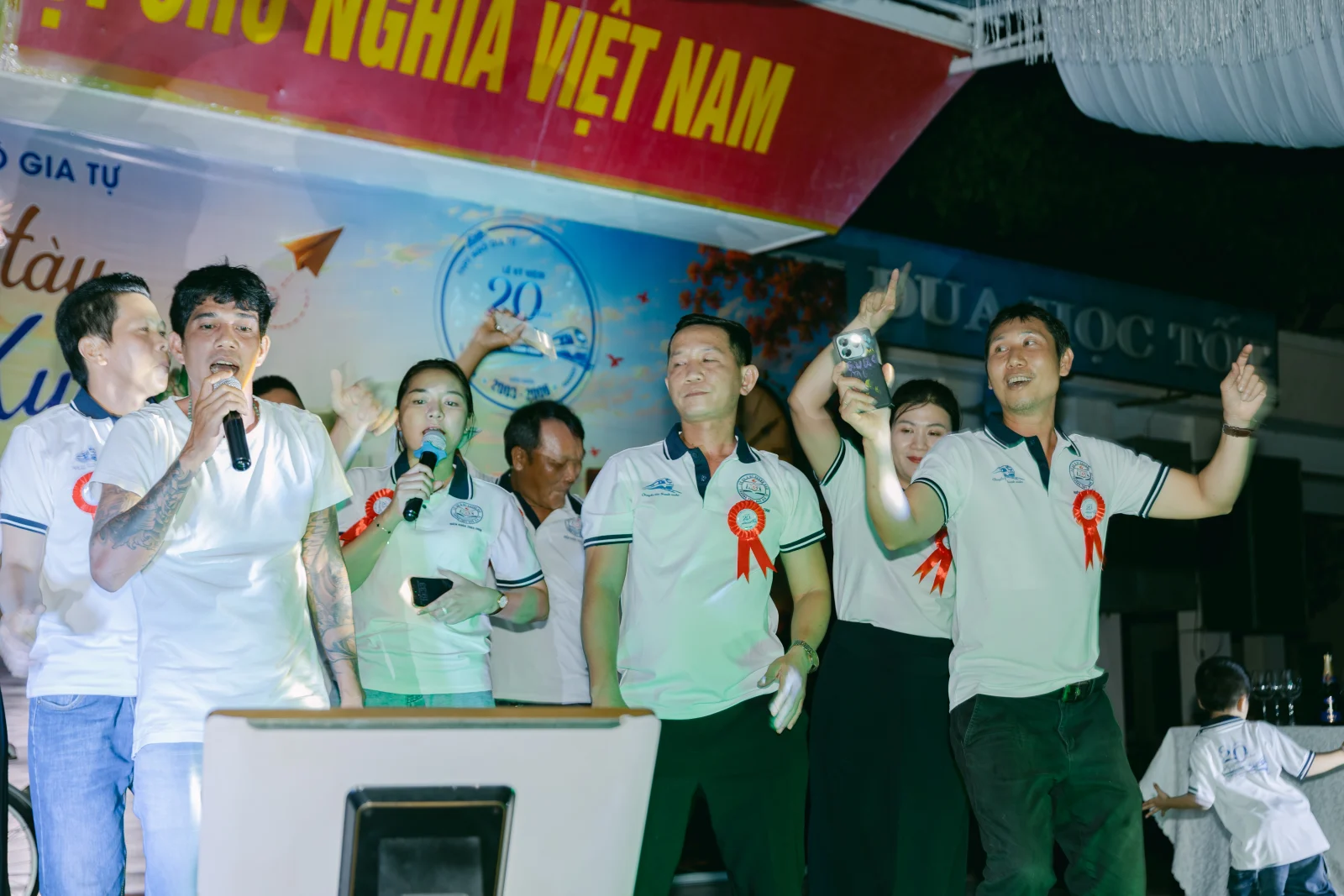 Ảnh lễ kỷ niệm 20 năm THPT Ngô Gia Tự, chụp ngày 08/08/2026