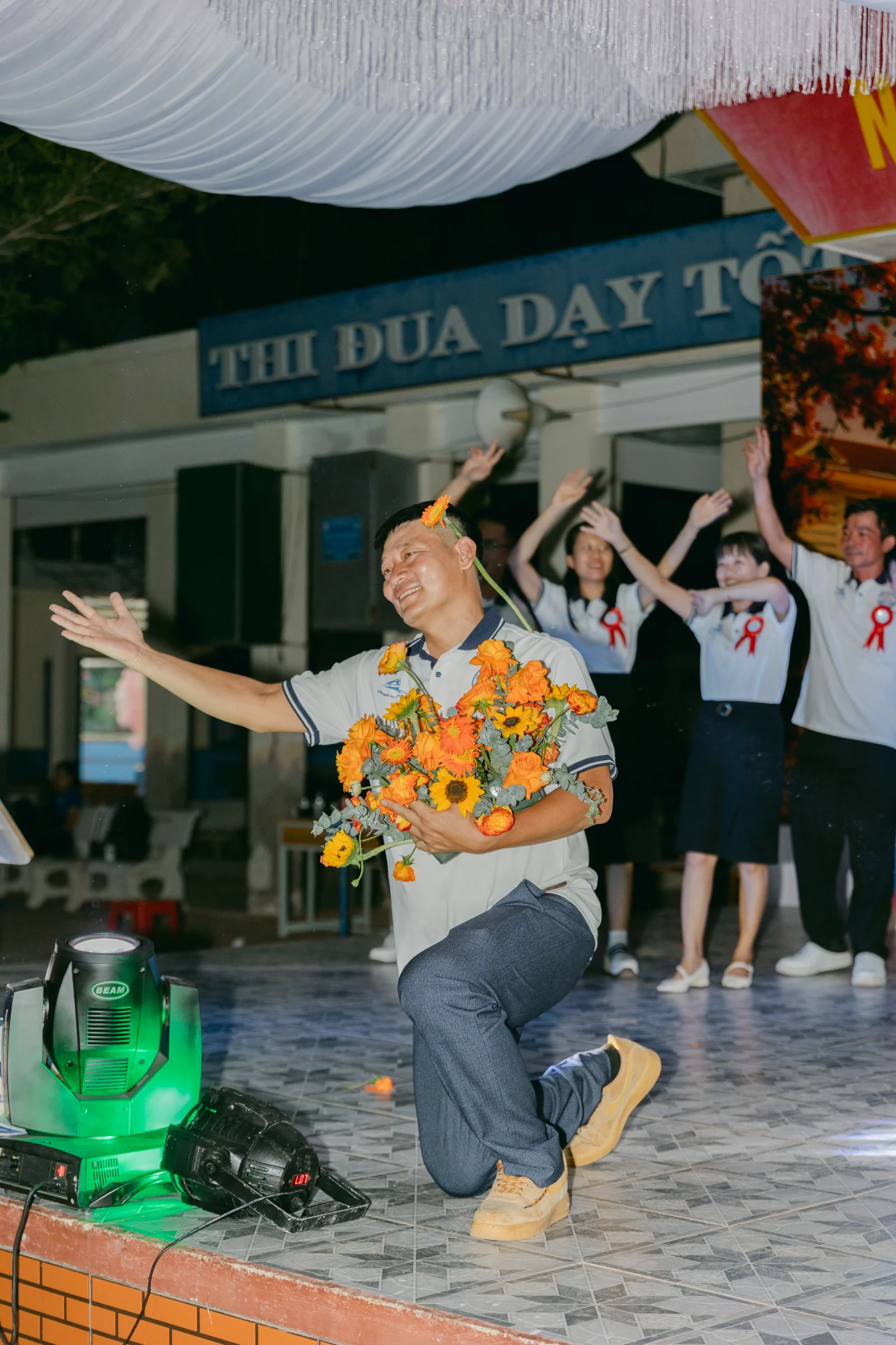Ảnh lễ kỷ niệm 20 năm THPT Ngô Gia Tự, chụp ngày 08/08/2026