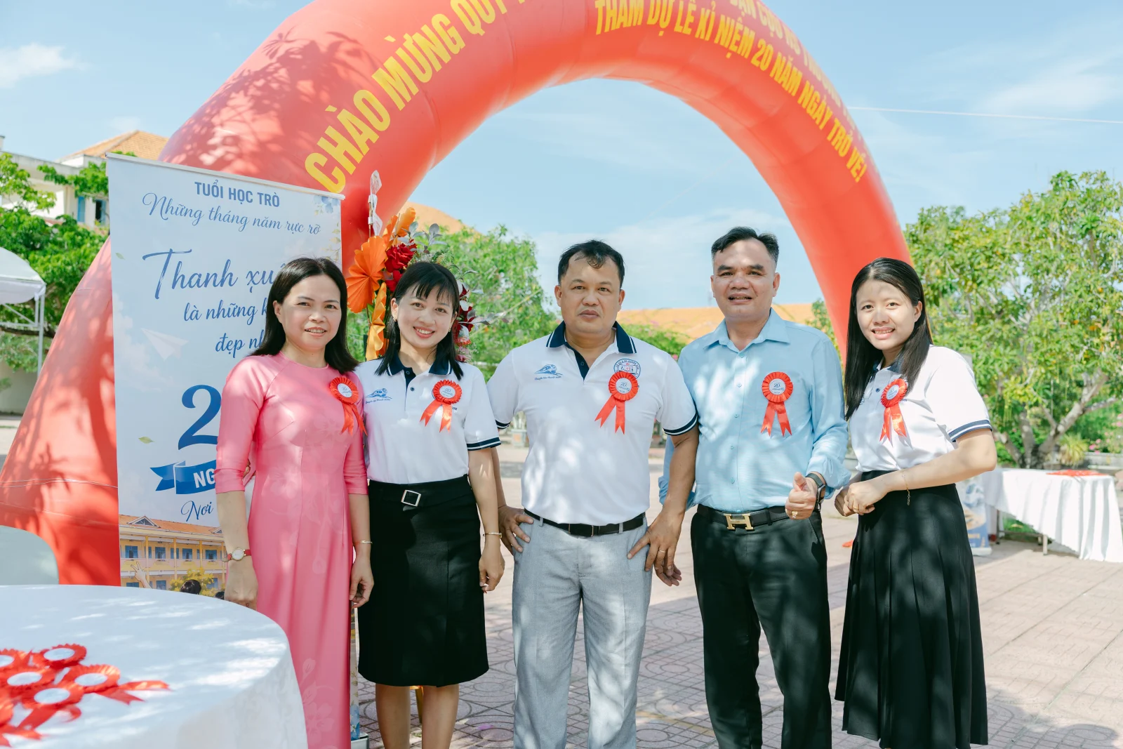Ảnh lễ kỷ niệm 20 năm THPT Ngô Gia Tự, chụp ngày 08/08/2026