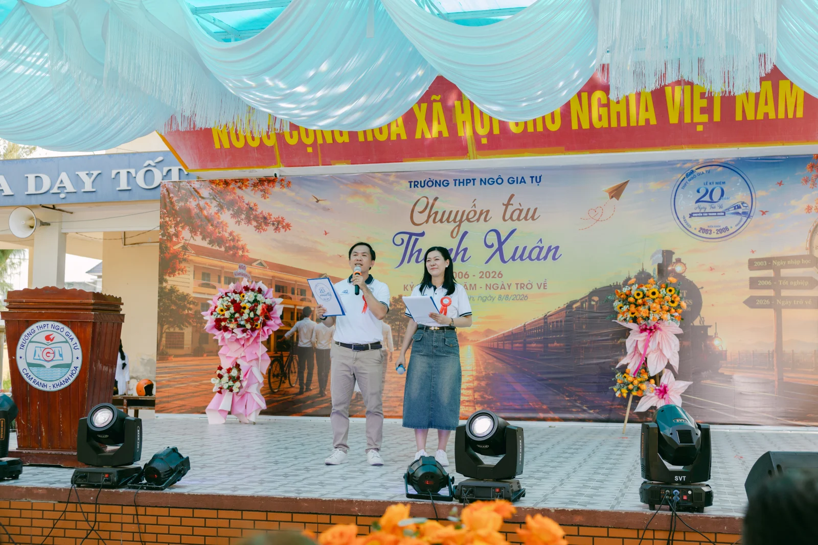Ảnh lễ kỷ niệm 20 năm THPT Ngô Gia Tự, chụp ngày 08/08/2026