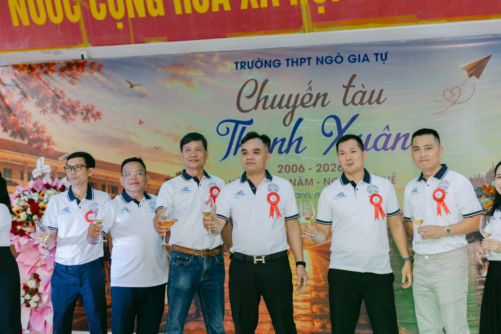 Ảnh lễ kỷ niệm 20 năm THPT Ngô Gia Tự, chụp ngày 08/08/2026