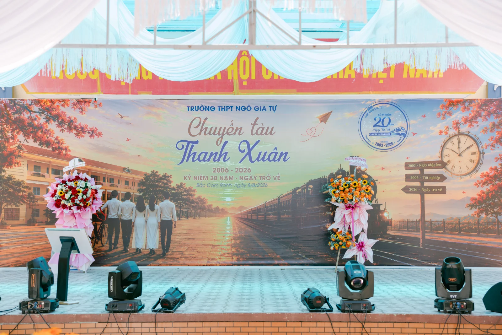 Ảnh lễ kỷ niệm 20 năm THPT Ngô Gia Tự, chụp ngày 08/08/2026