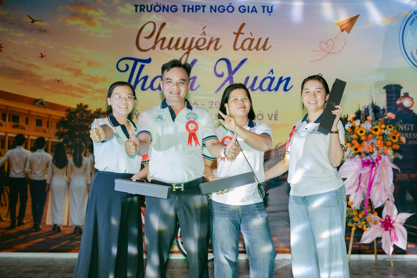 Ảnh lễ kỷ niệm 20 năm THPT Ngô Gia Tự, chụp ngày 08/08/2026