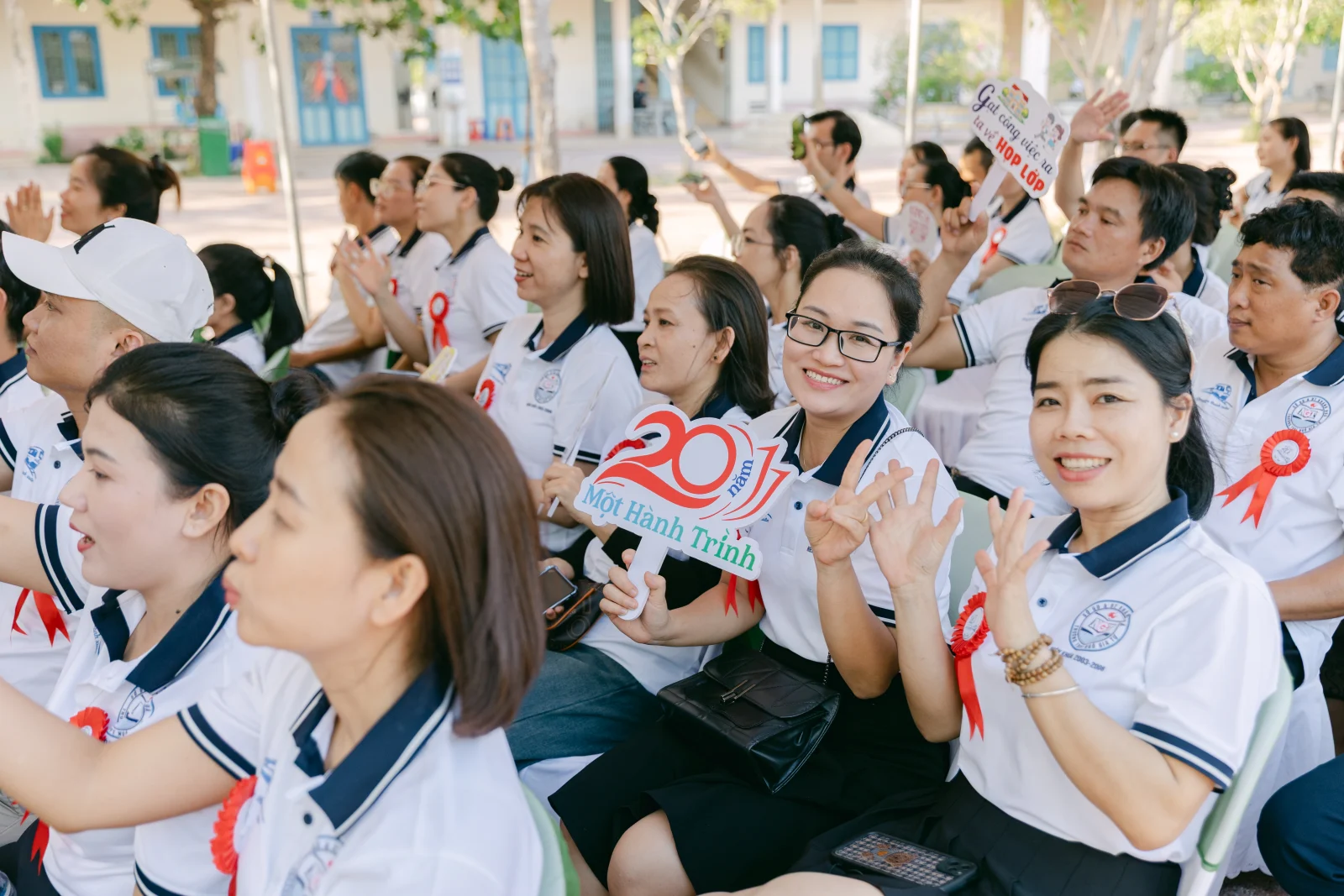 Ảnh lễ kỷ niệm 20 năm THPT Ngô Gia Tự, chụp ngày 08/08/2026