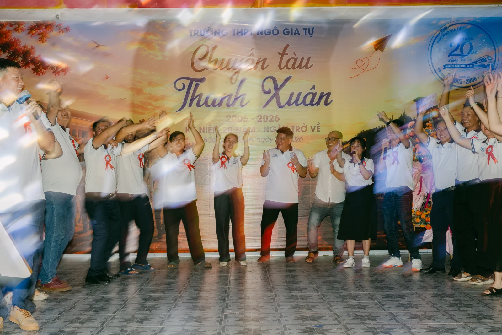 Ảnh lễ kỷ niệm 20 năm THPT Ngô Gia Tự, chụp ngày 08/08/2026