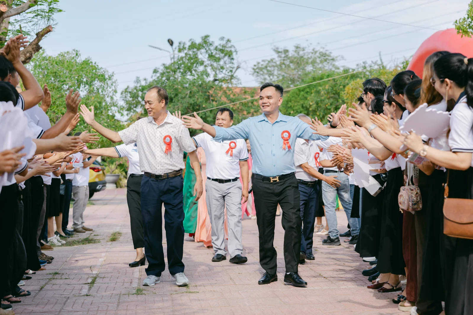 Ảnh lễ kỷ niệm 20 năm THPT Ngô Gia Tự, chụp ngày 08/08/2026
