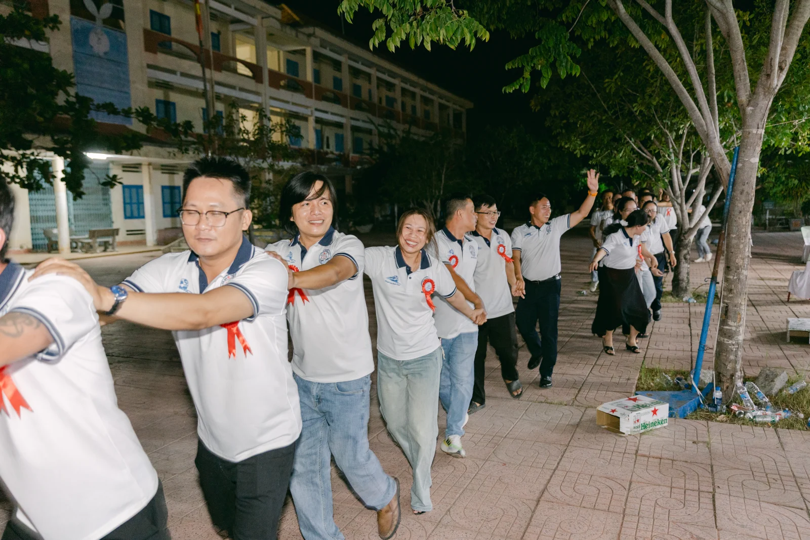 Ảnh lễ kỷ niệm 20 năm THPT Ngô Gia Tự, chụp ngày 08/08/2026