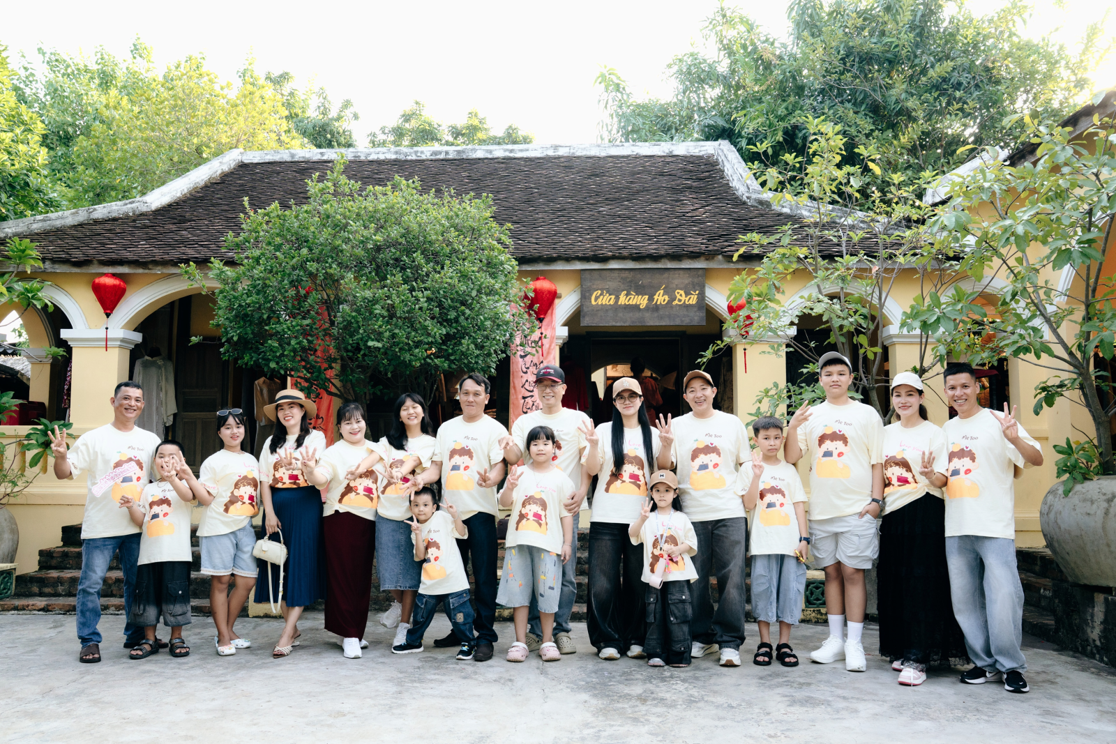 Ảnh lễ kỷ niệm 20 năm lớp 12C3, chụp ngày 08/08/2026